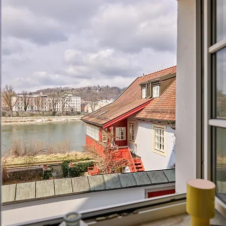 Διαμέρισμα Residery Zentrale Altbauwohnung Mit Arbeitsplatz In Der Innstadt Πασάου