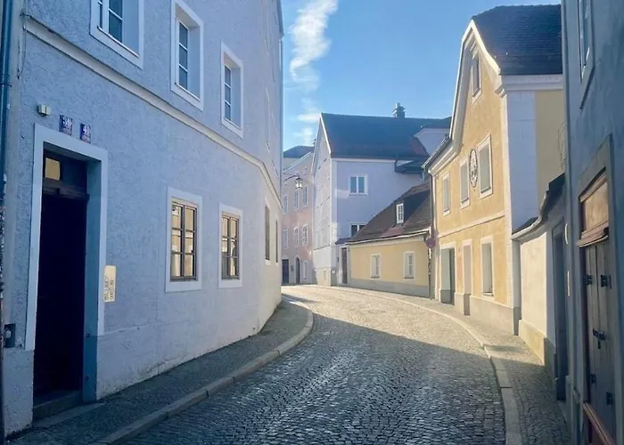 Appartamento Grosse Stilvolle Altbauwohnung Im Herzen Von Bis 6 Personen
